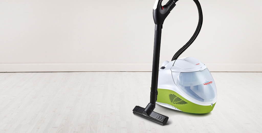 Steam vacuum cleaners